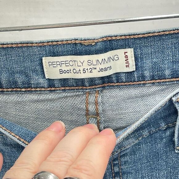 Levi's Womens Bootcut 512 Jeans Perfectly Slimming Medium Wash Size 10 Medium - Picture 6 of 10